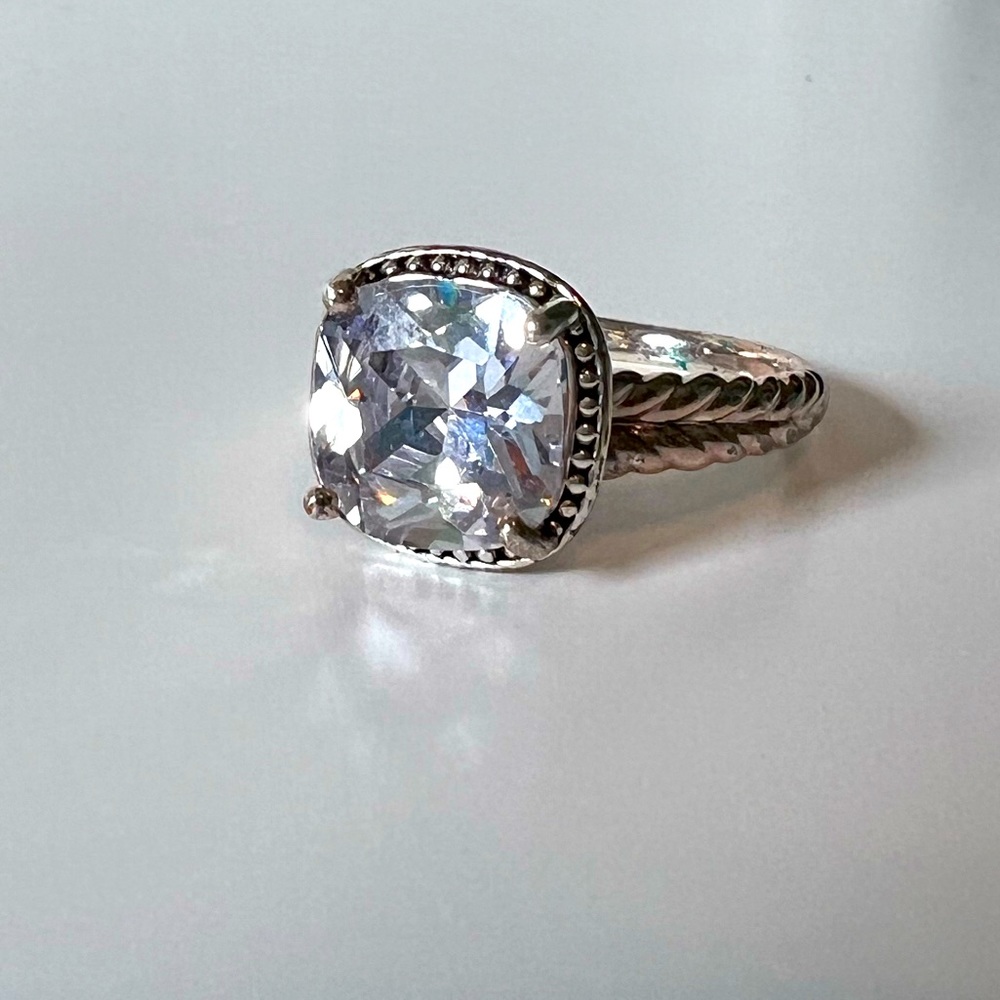 NRQ Size 8 Costume Ring